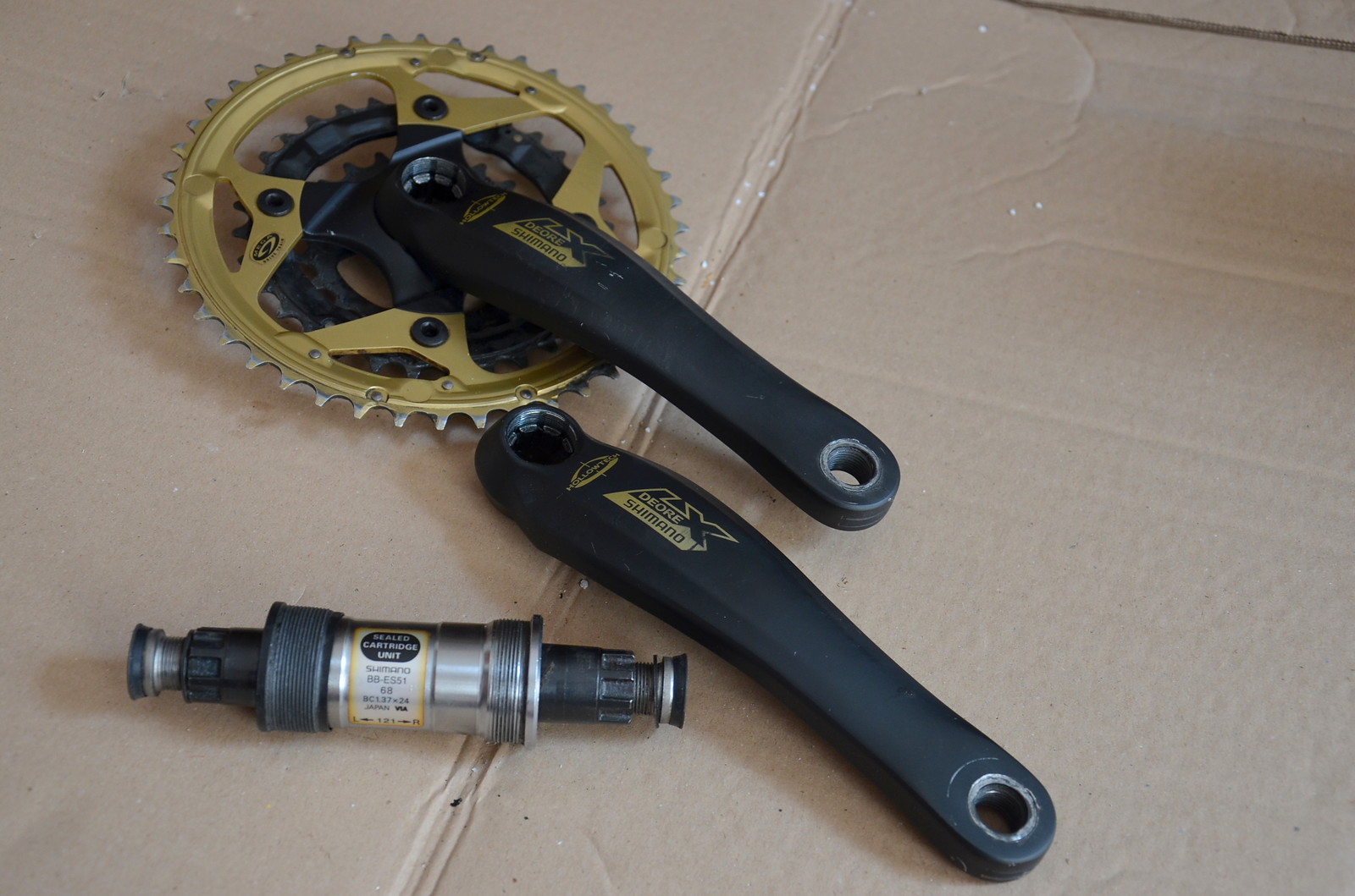 Shimano Deore LX FC M572 Kurbel Kurbelgarnitur Innenlager Gold Edition