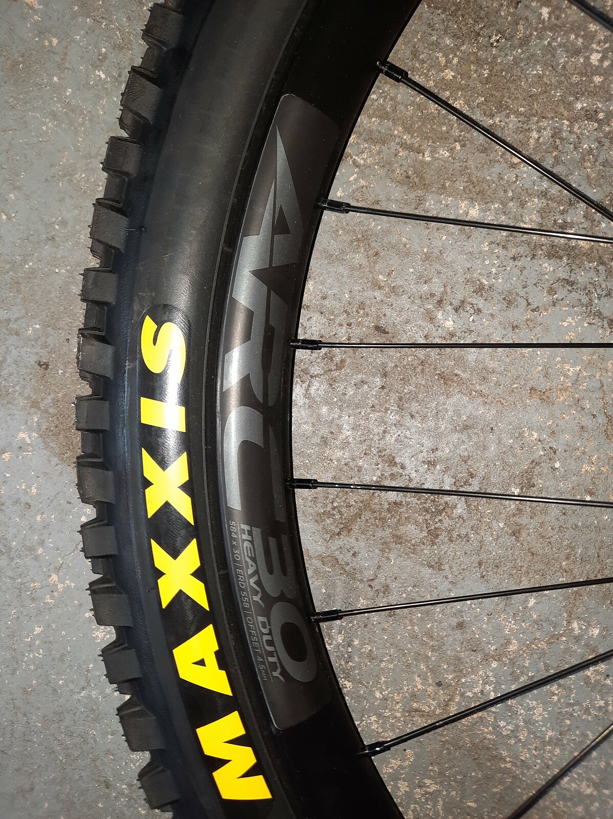 DT Swiss 350 Naben Mit Race Face Arc HD Felgen Laufradsatz Inkl Maxxis