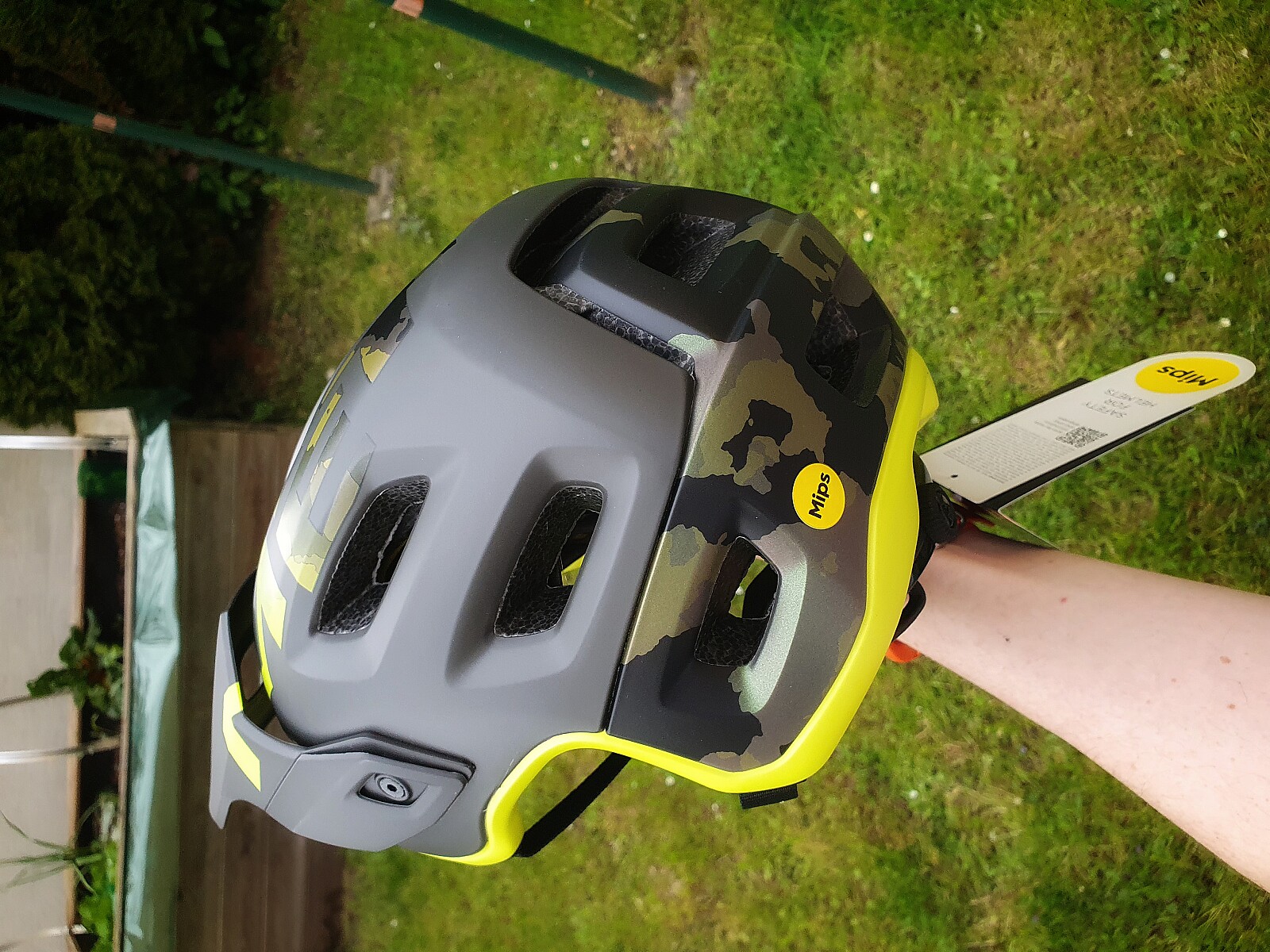 Met Roam Mips Mtb Helm Gr M Camo Lime Bikemarkt Mtb News De