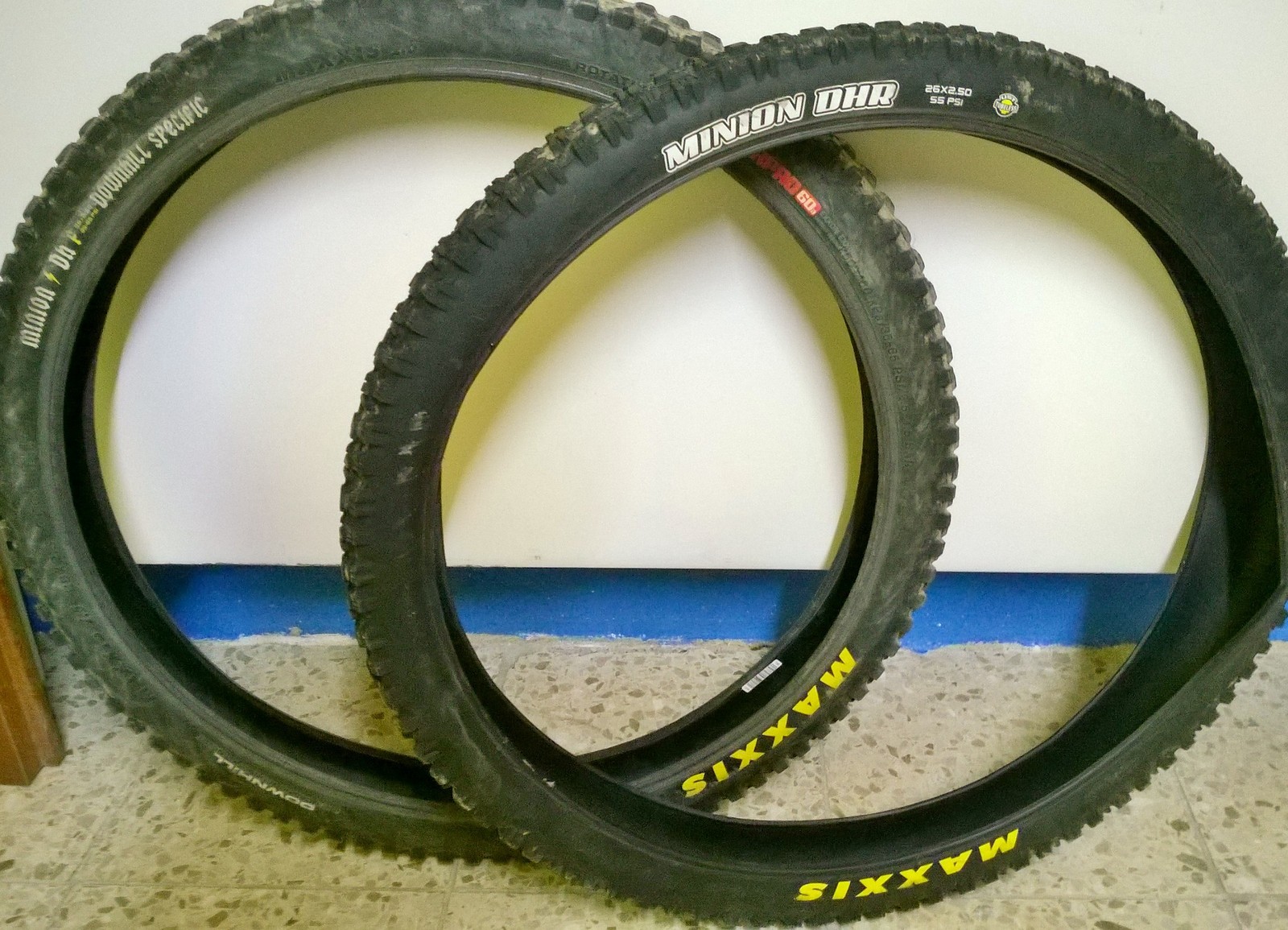 الوان+حوائط+غرف+النوم Maxxis Satz Minion DH F+R 26" Maxxis Satz Minion DH F+R 26"