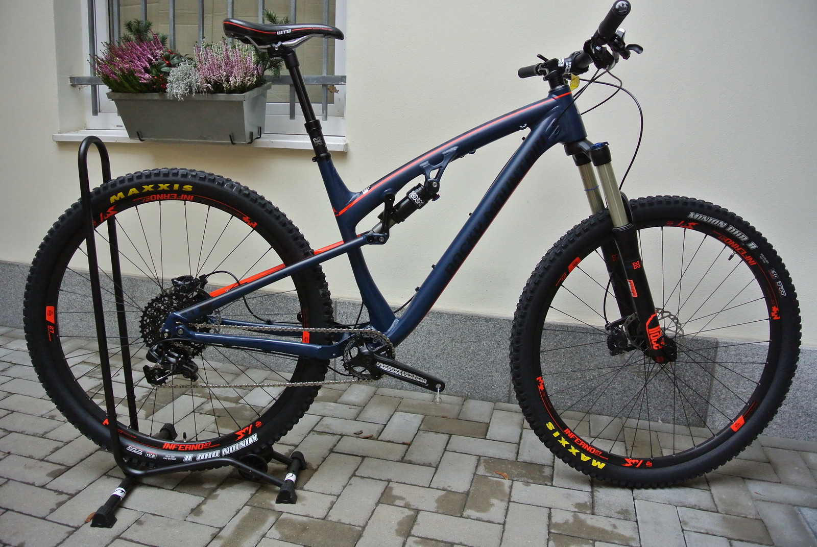 rocky mountain instinct 27.5