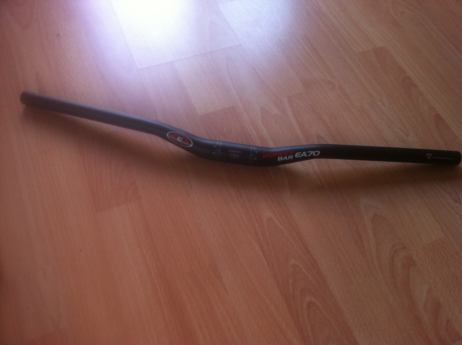 easton monkey bar ea70