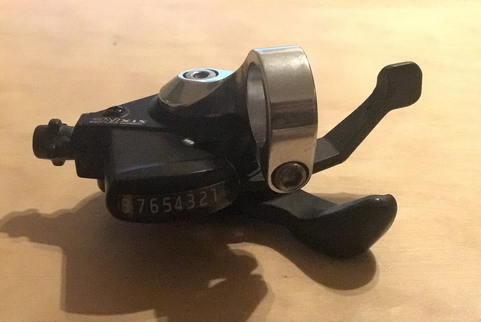 Shimano Schalthebel STXRC 8fach Rapidfire Bikemarkt.MTBNews.de