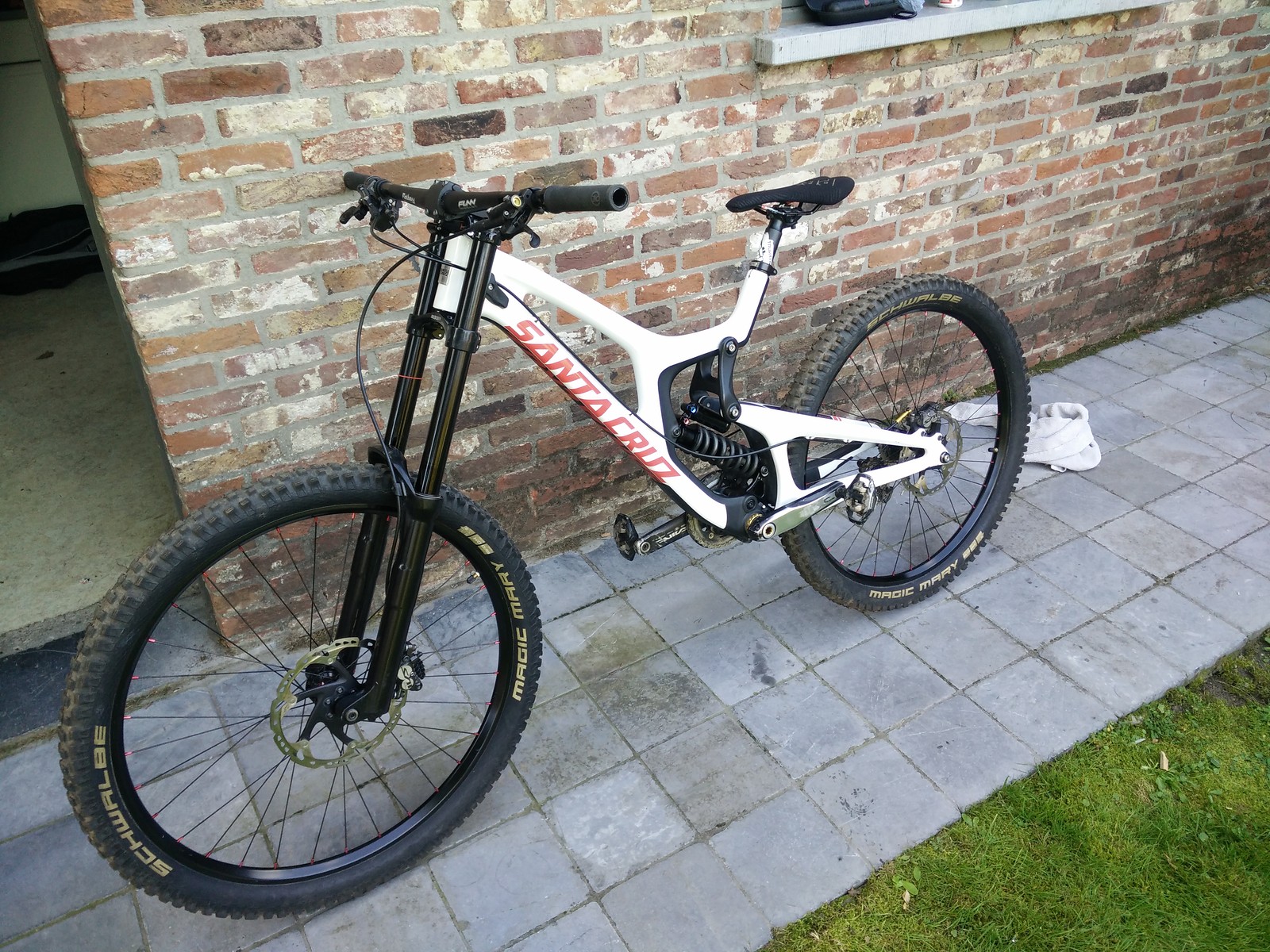 santa-cruz-v10-frame-l-bikemarkt-mtb-news-de