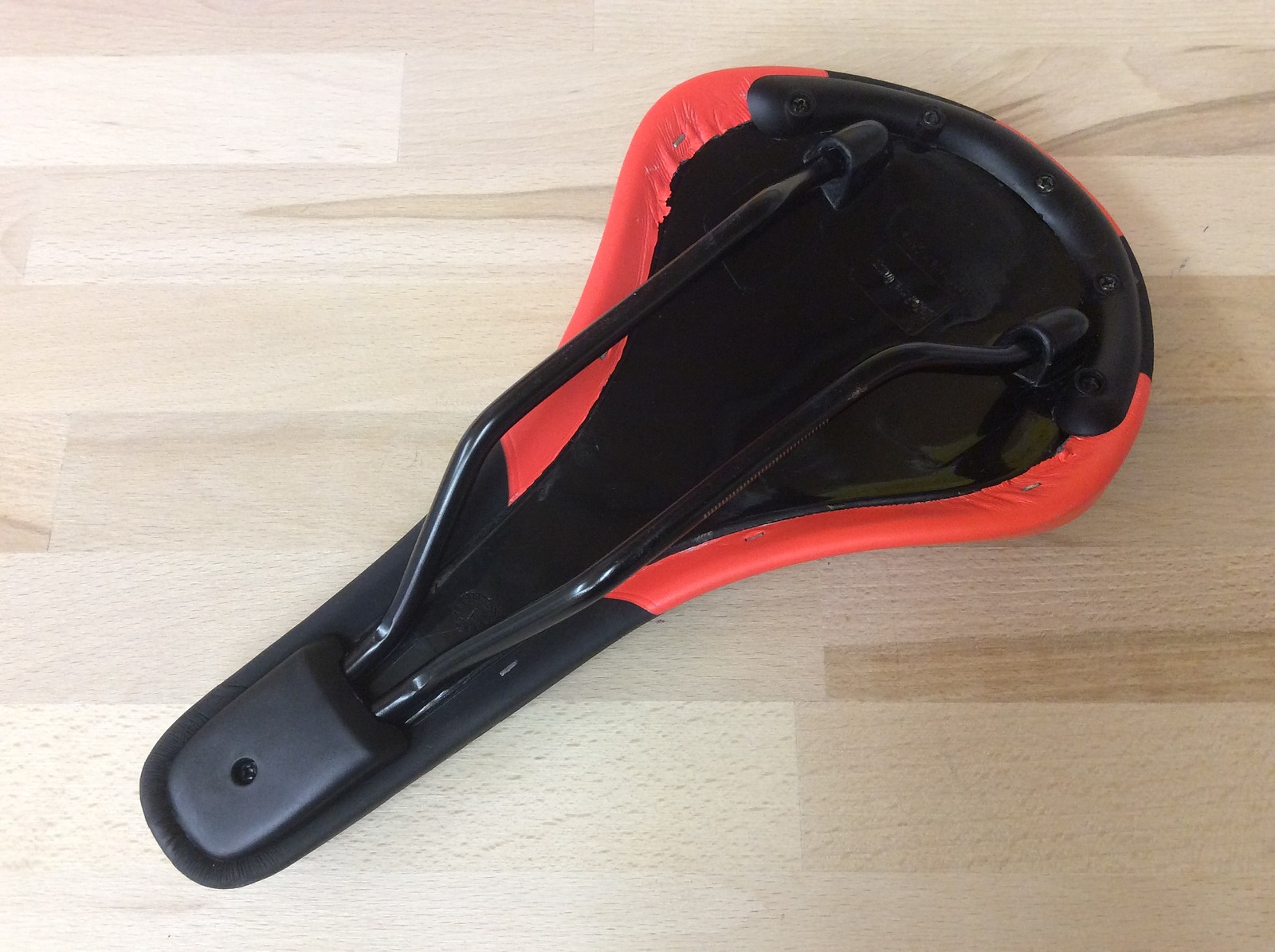 cube mountain bike saddle