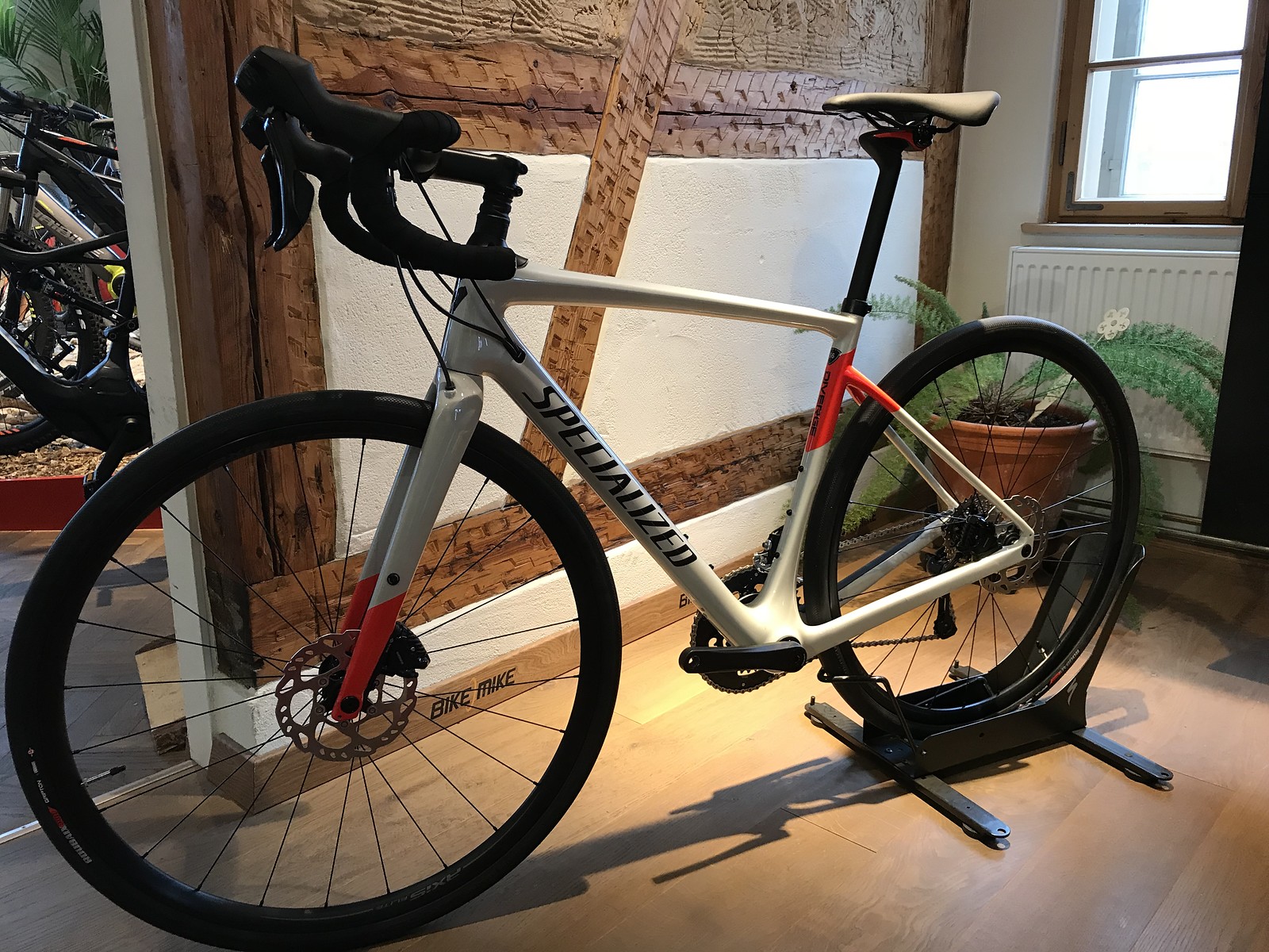 2018 specialized diverge comp carbon