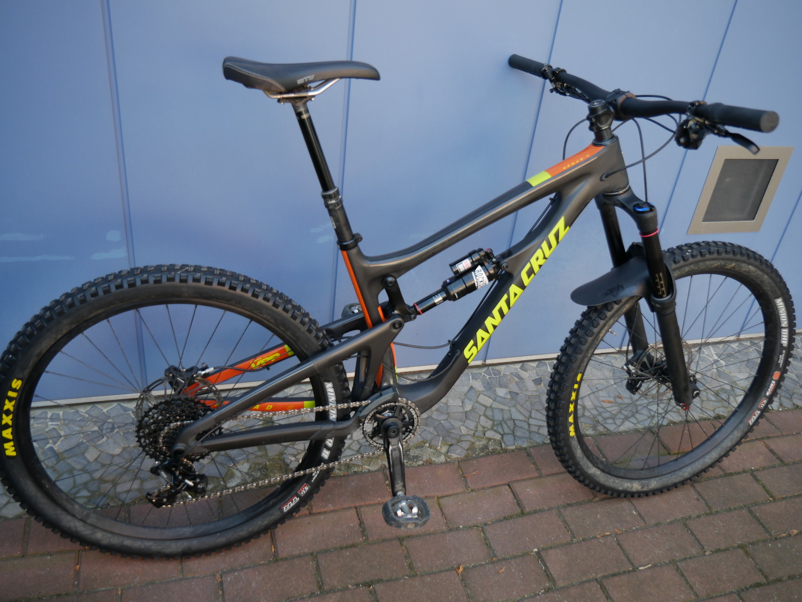 santa-cruz-nomad-carbon-2017-bikemarkt-mtb-news-de