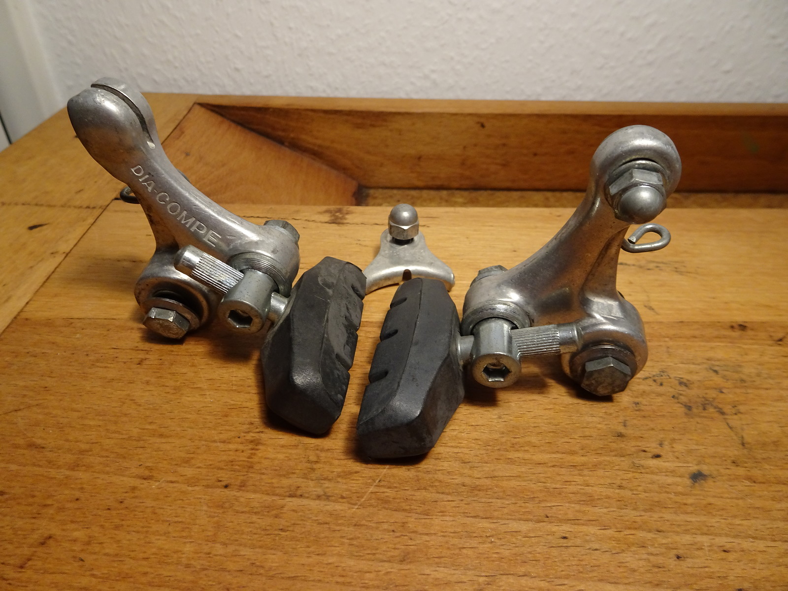 dia compe 988 cantilever brakes