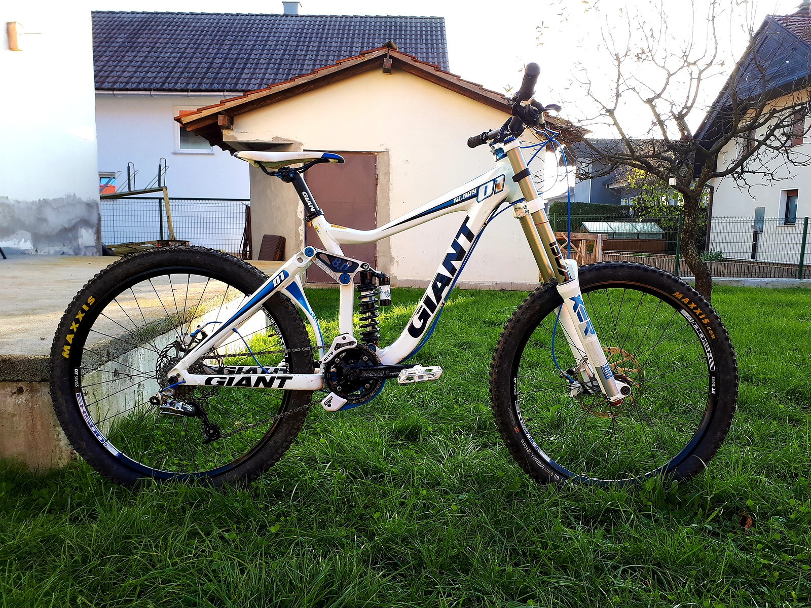 full suspension xl mountain bike