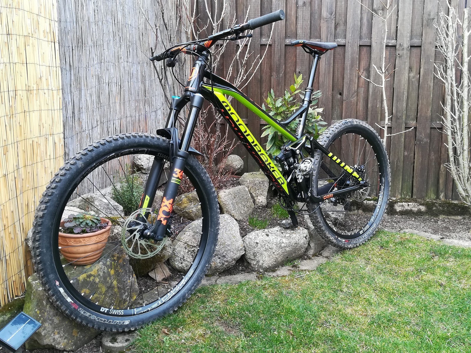 mondraker mtb frame