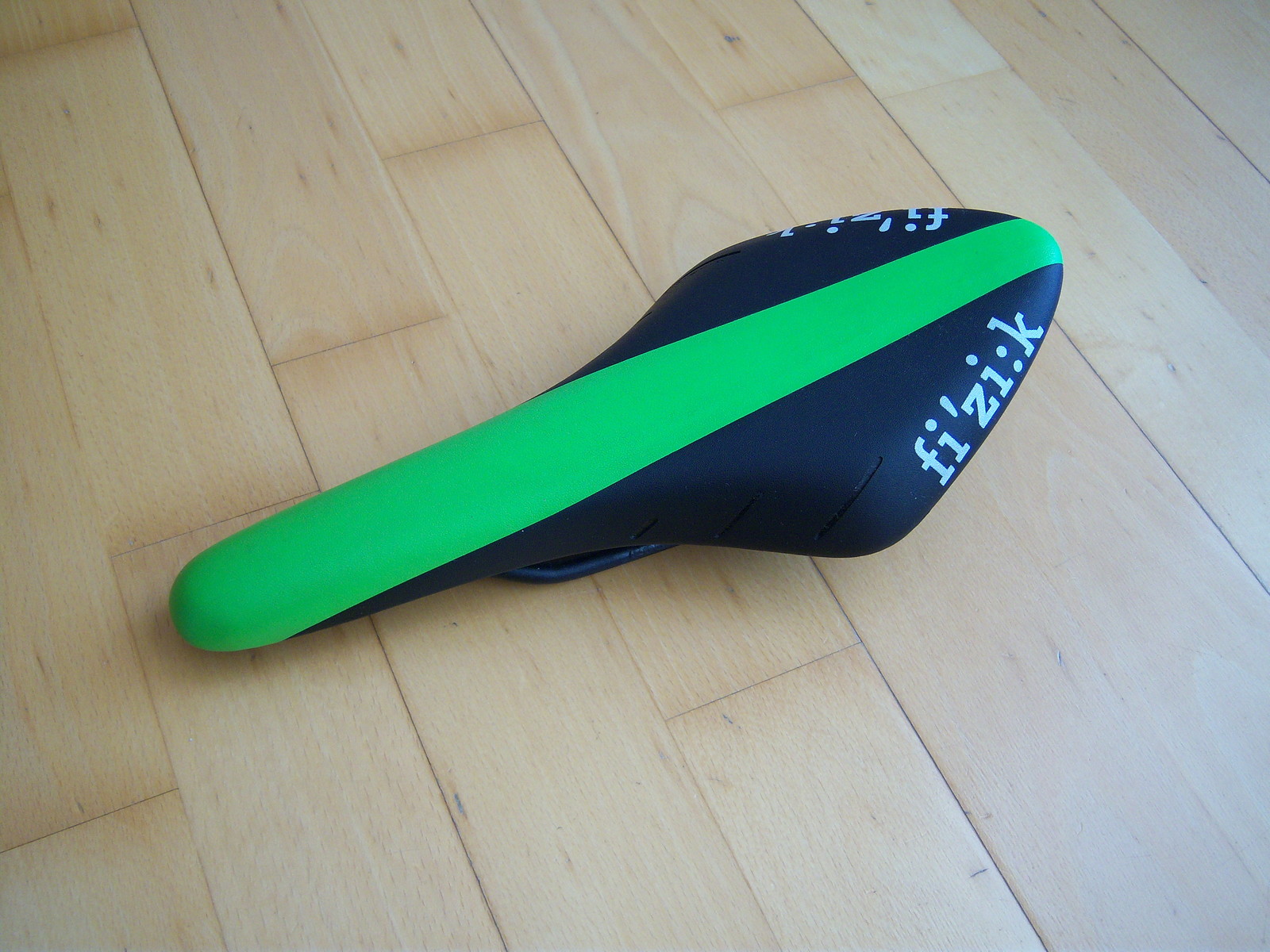 fizik r7 arione