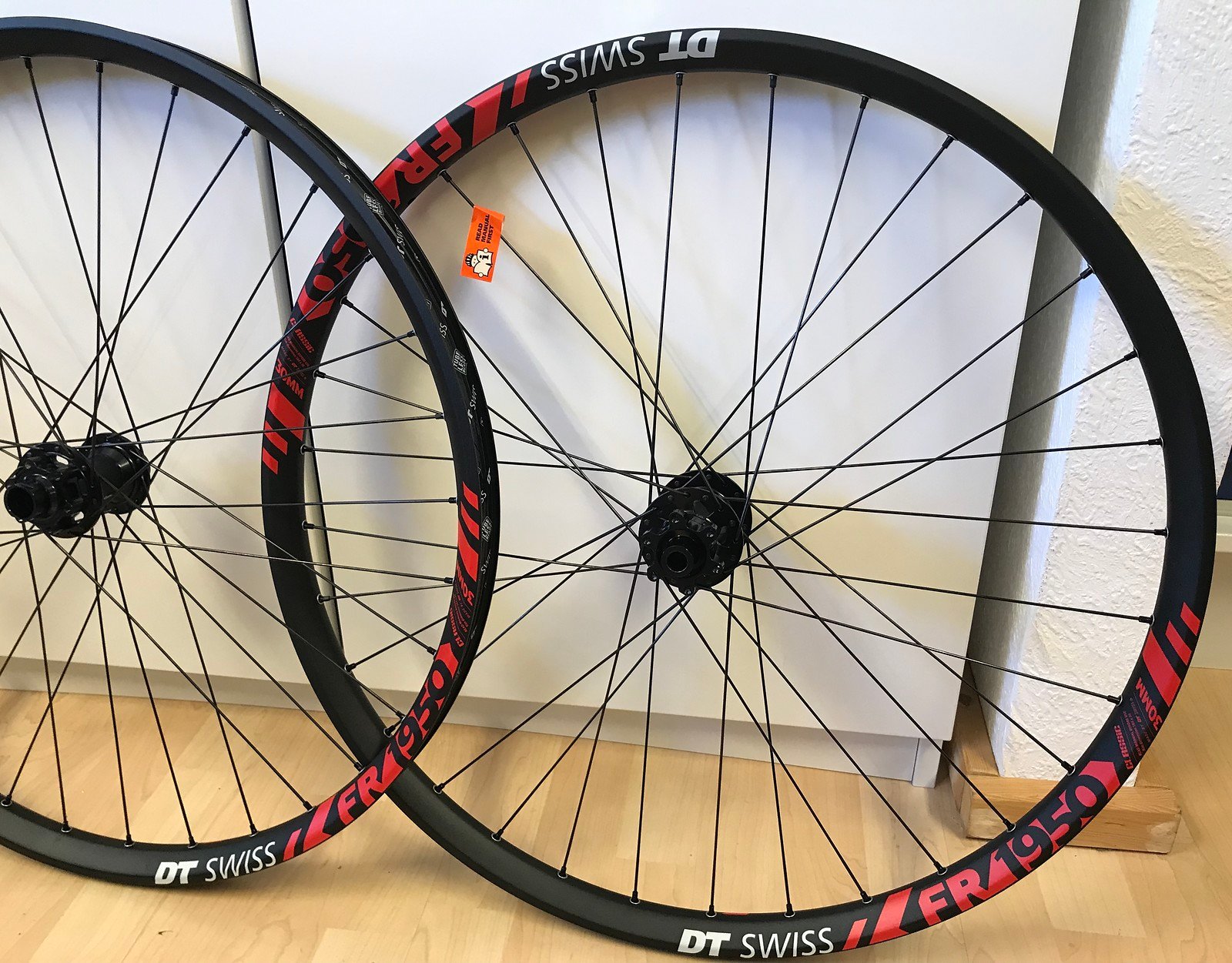 dt swiss fr 1950 classic 27.5 wheelset