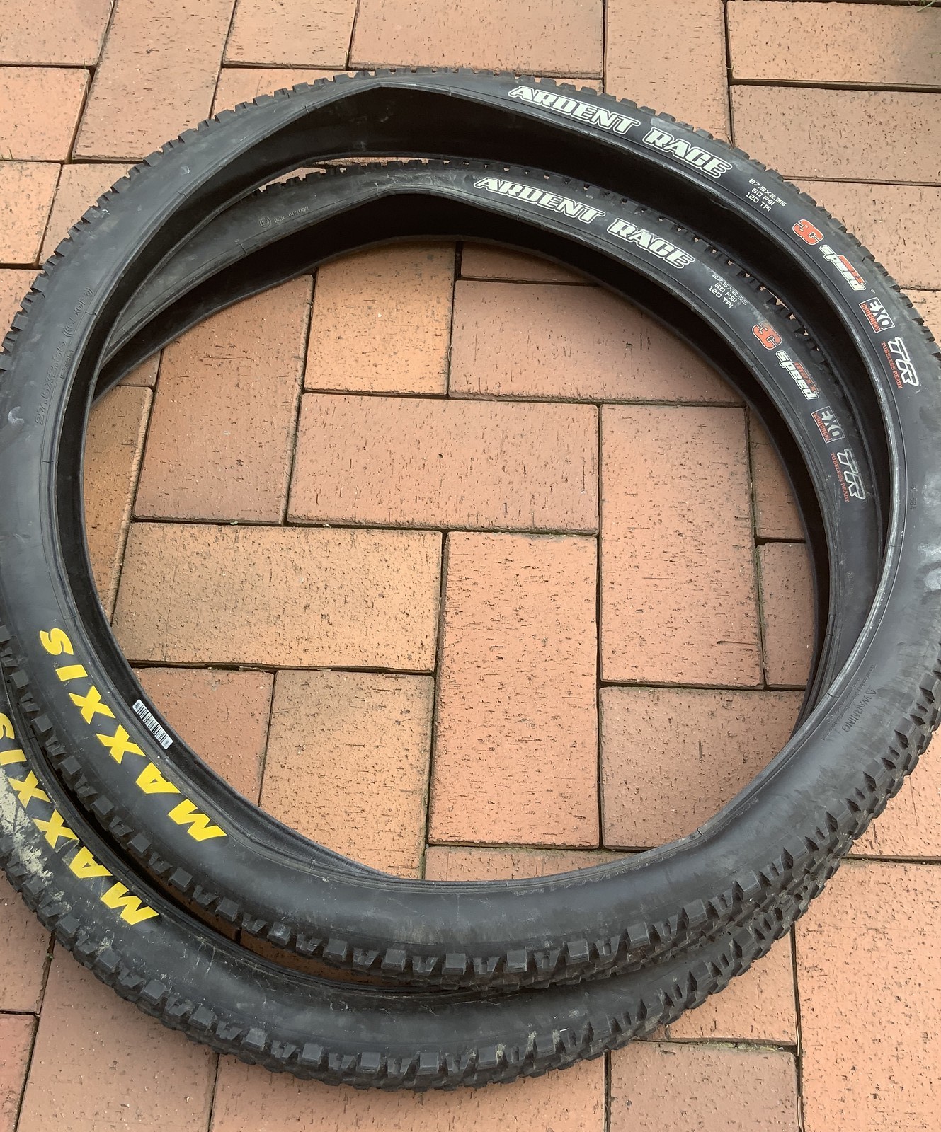 maxxis ardent race 27.5 x 2.20