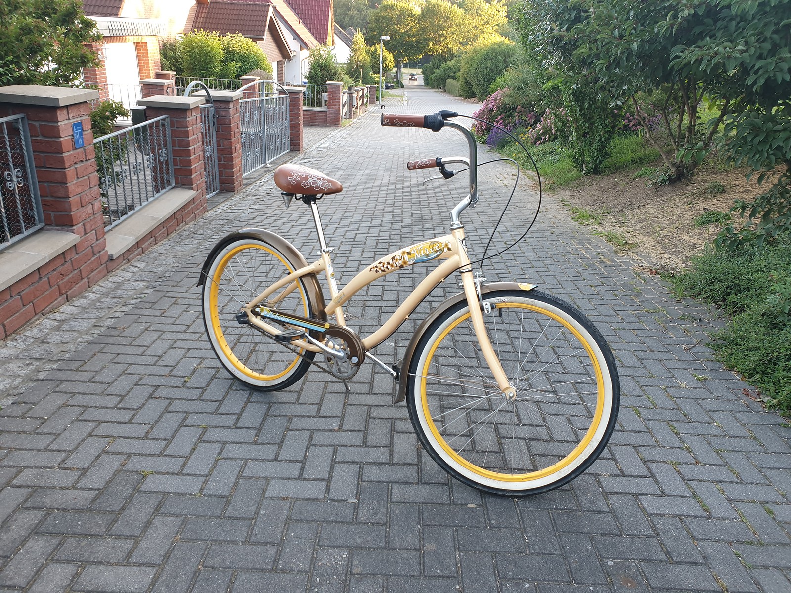 nirve kilroy beach cruiser