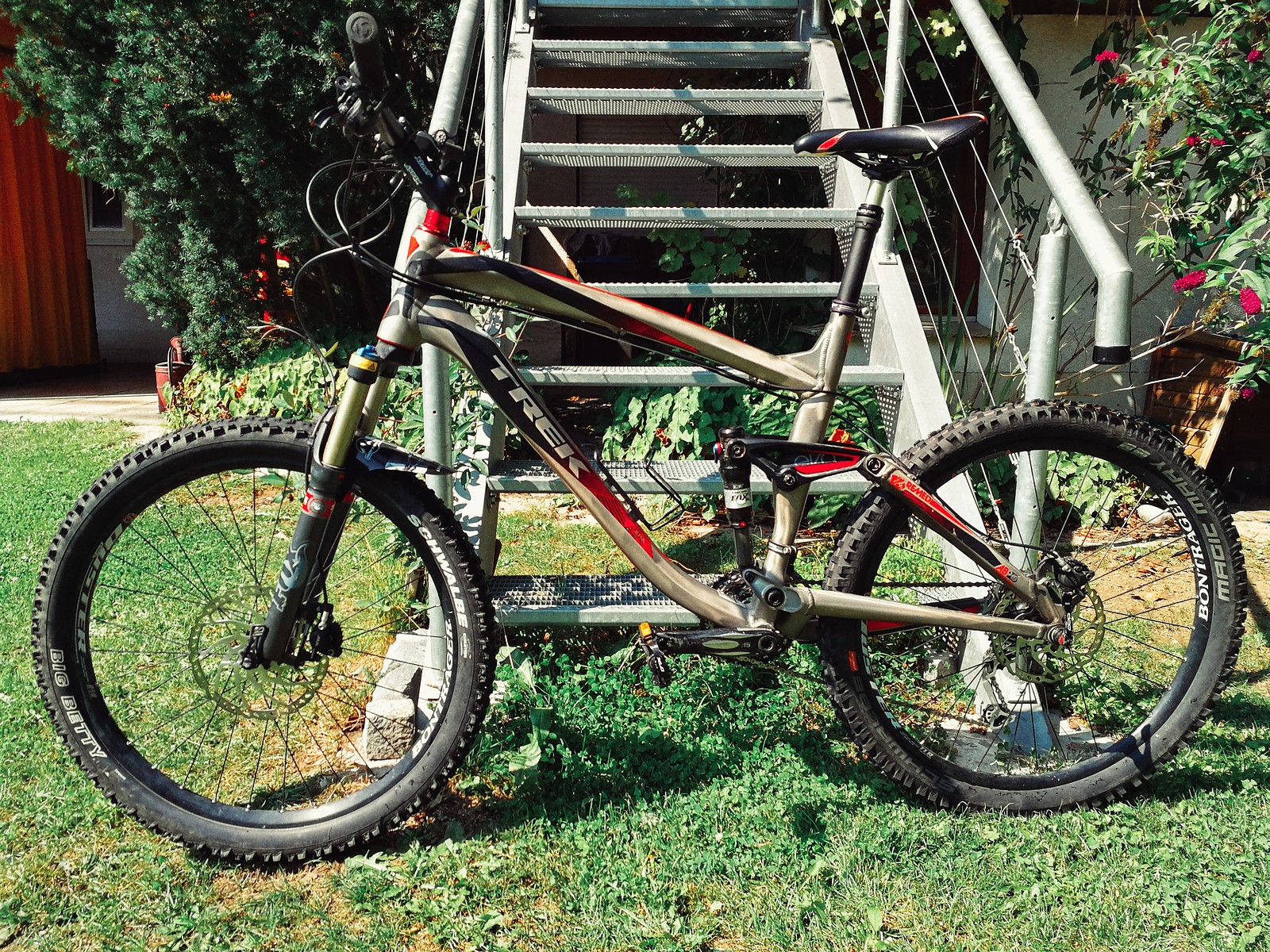 trek remedy 8 mountain bike