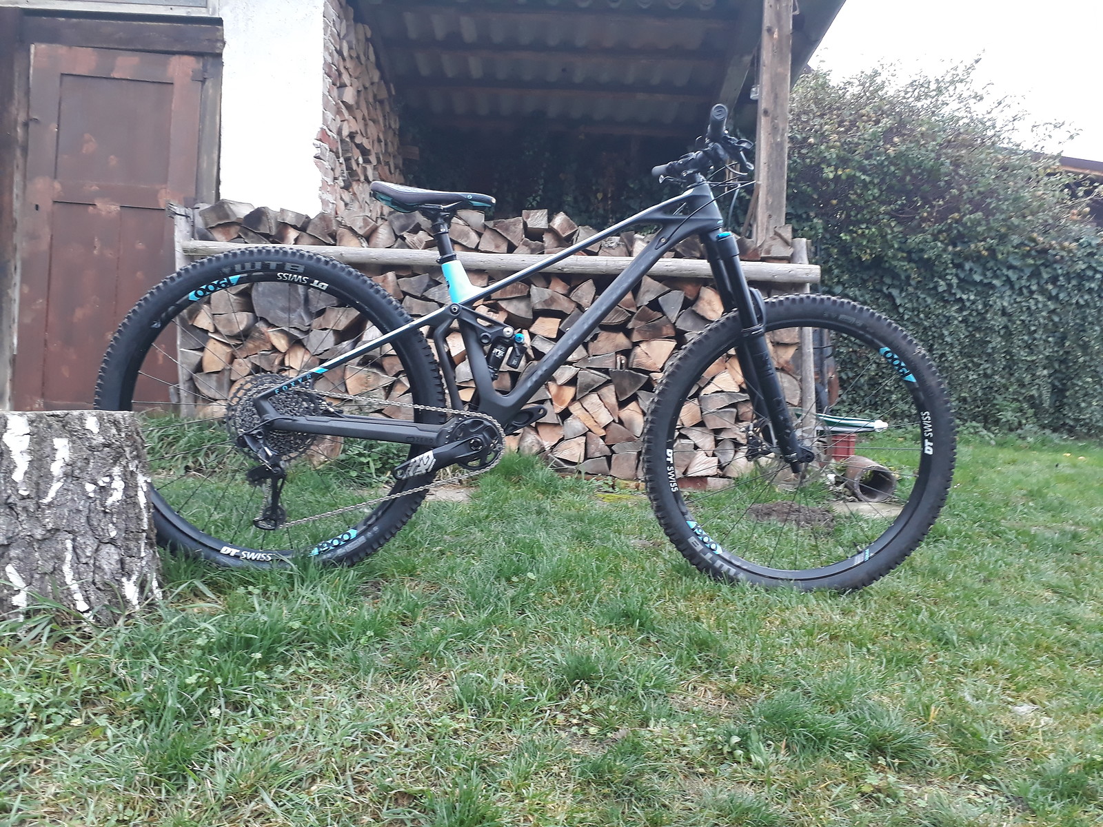 mondraker foxy carbon r 29