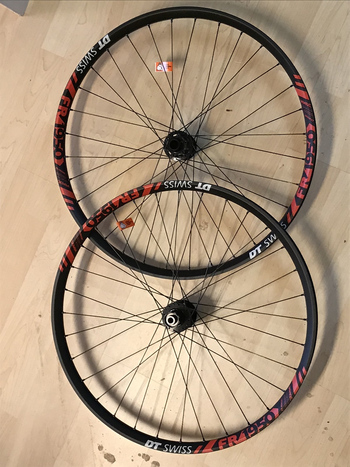 dt swiss fr 1950 classic 27.5 wheelset