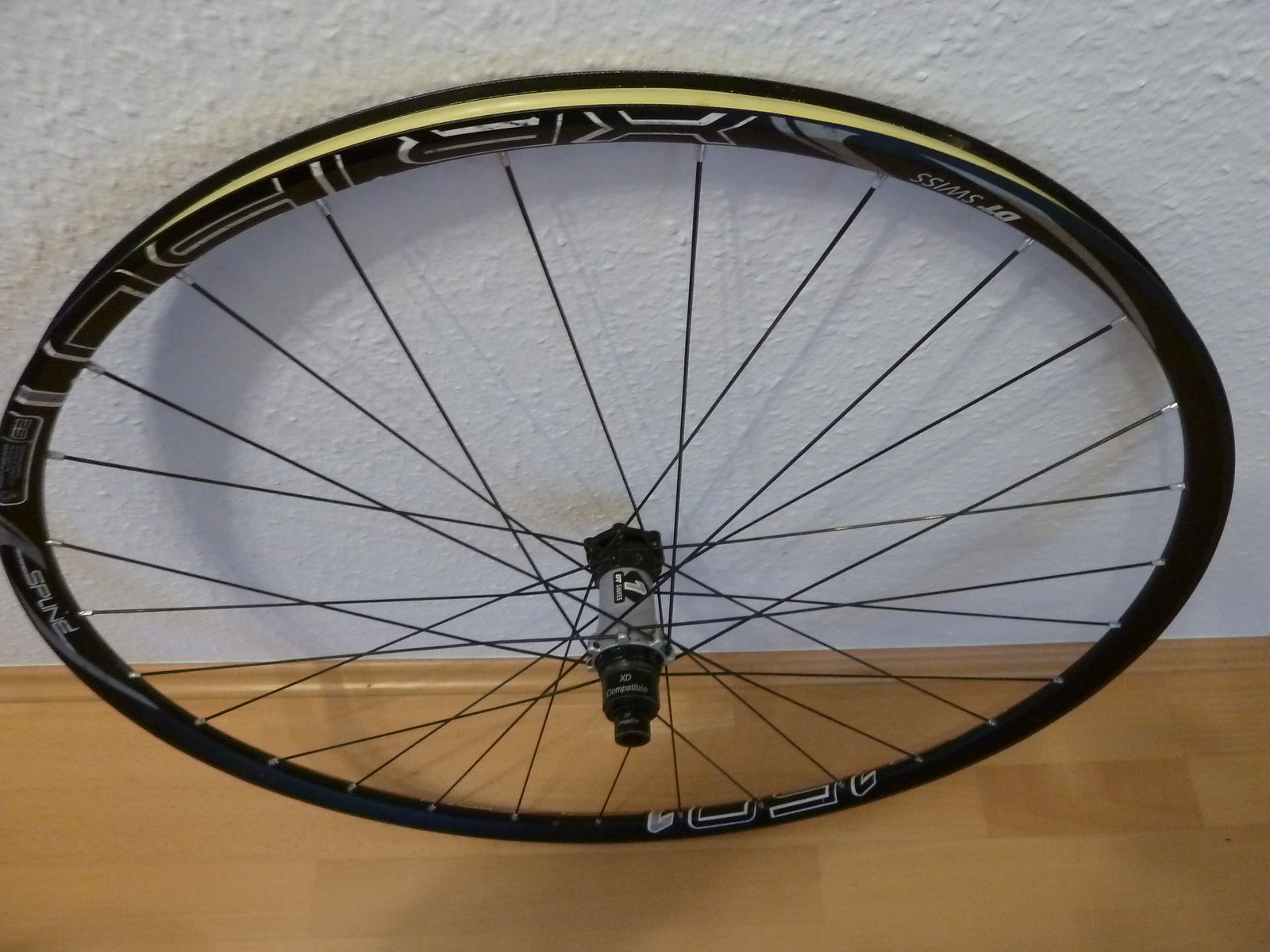 dt swiss xr 1501 spline one 29 wheelset