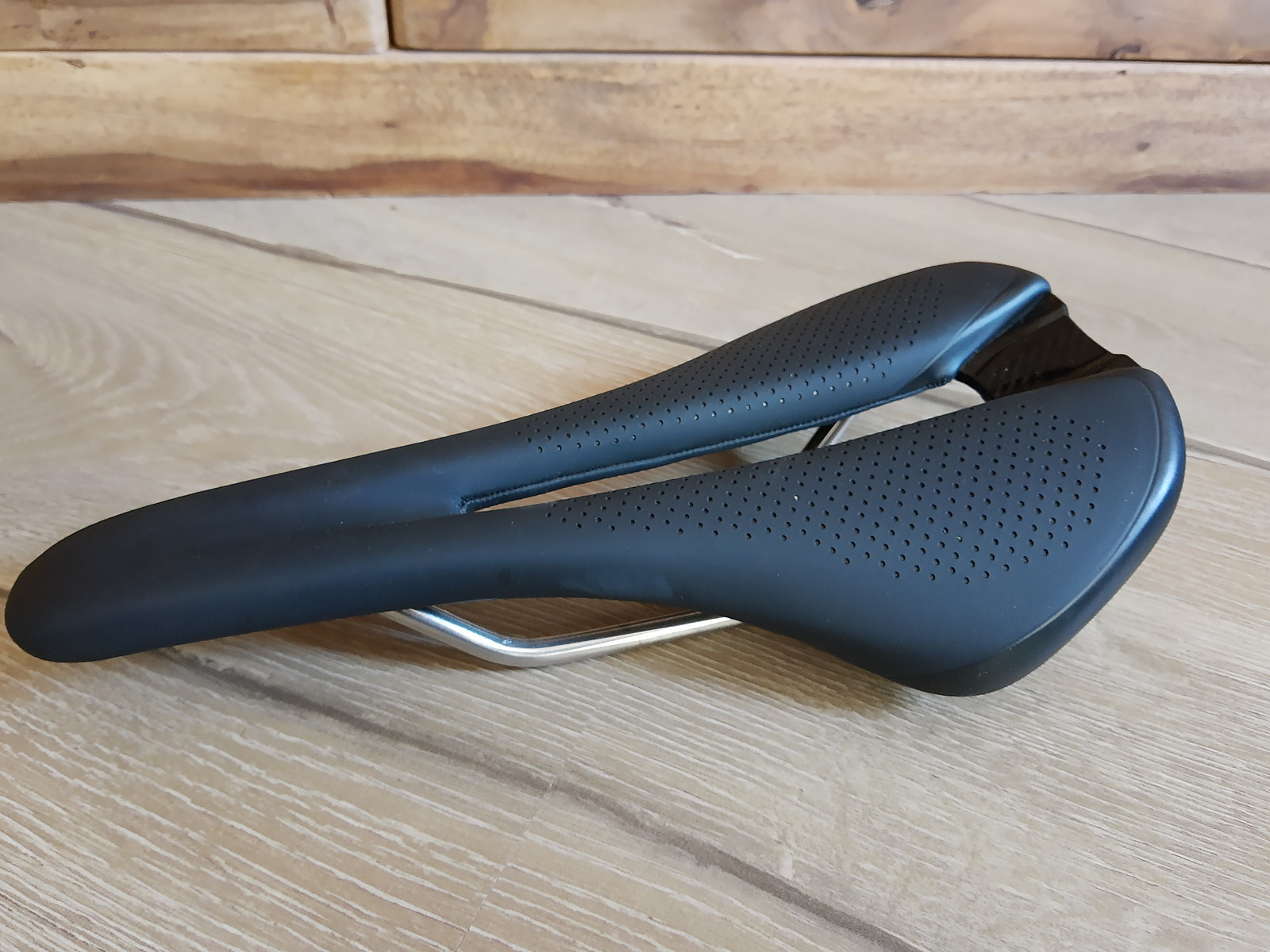 bontrager montrose elite weight