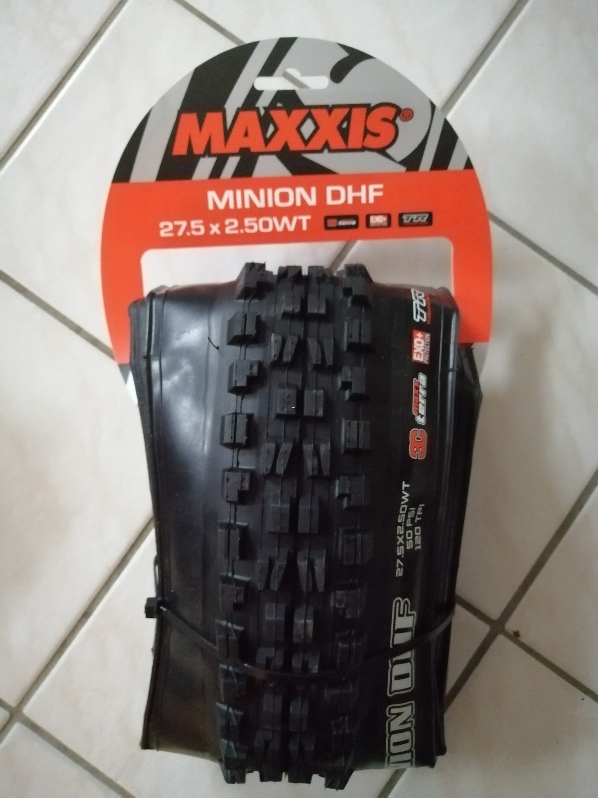 maxxis minion dhf 27 5