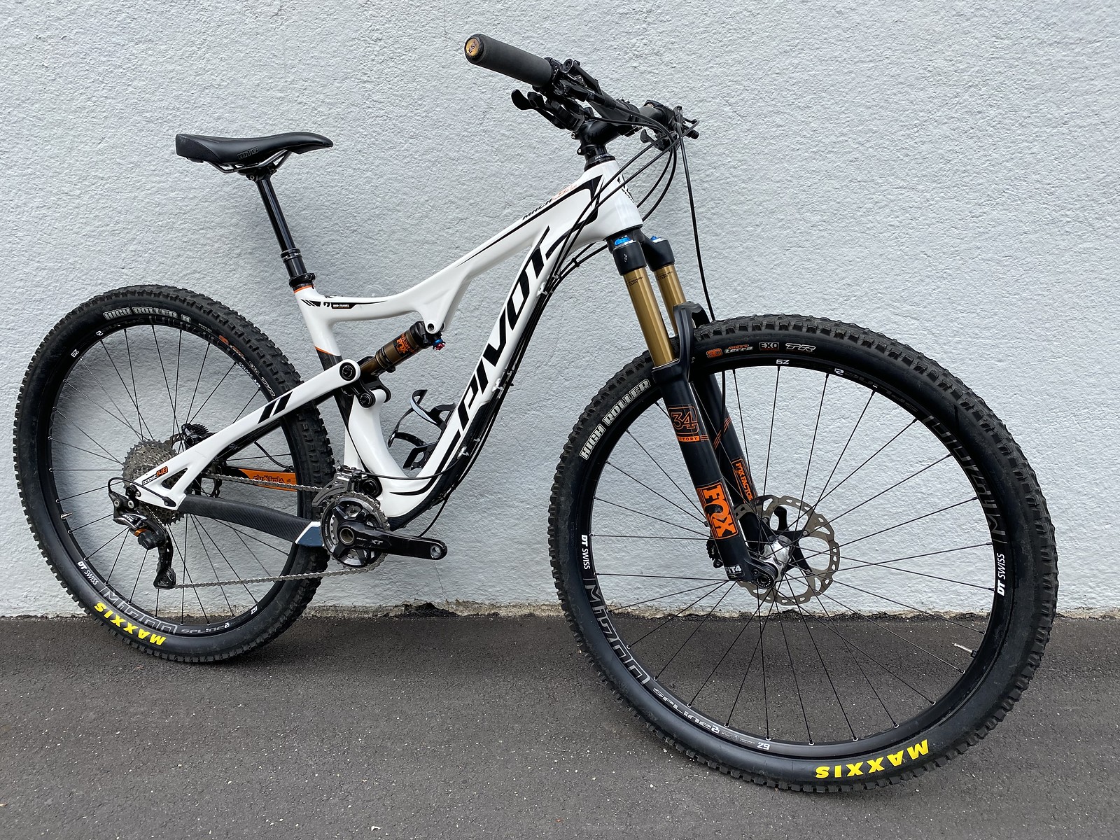 pivot trail 429 race x01