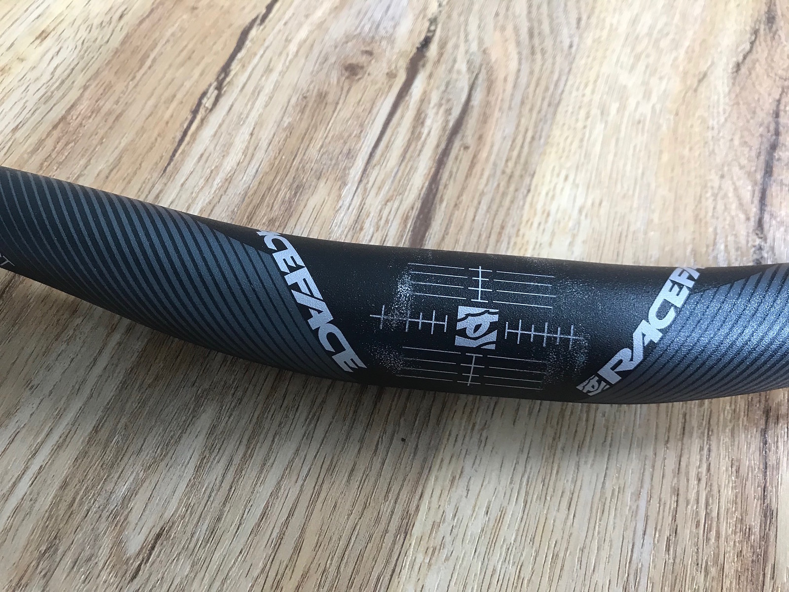 race face aeffect 35 rise 780mm
