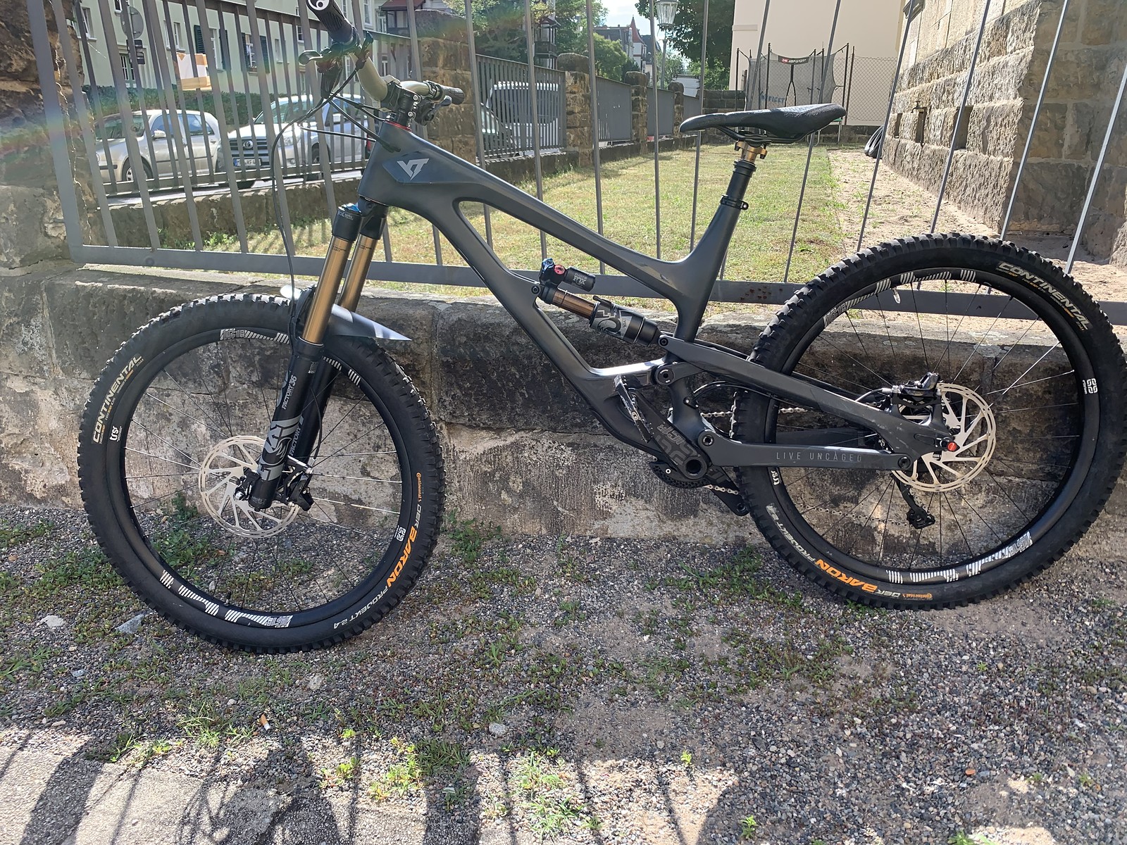 2019 yt capra cf pro race