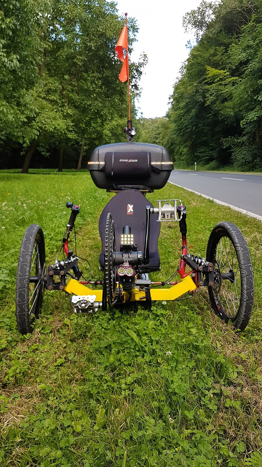 kmx trike suspension