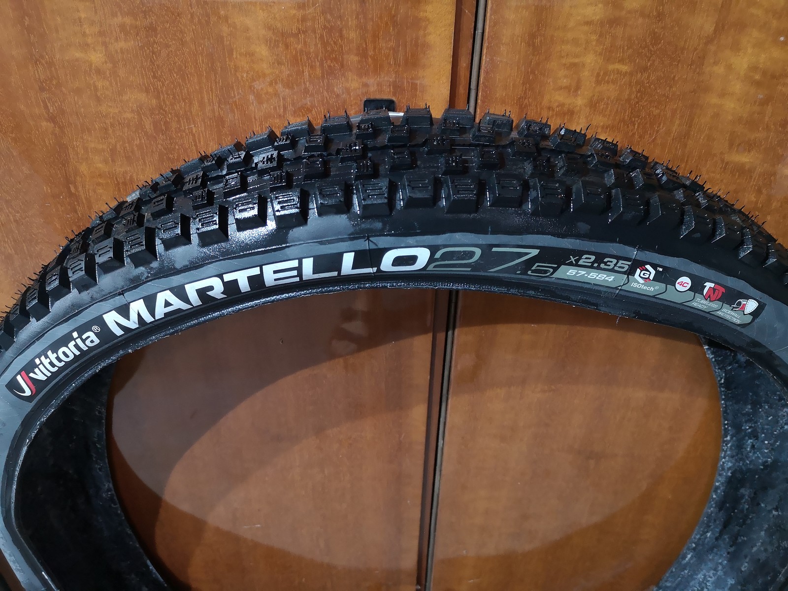 vittoria martello 27.5 x 2.8