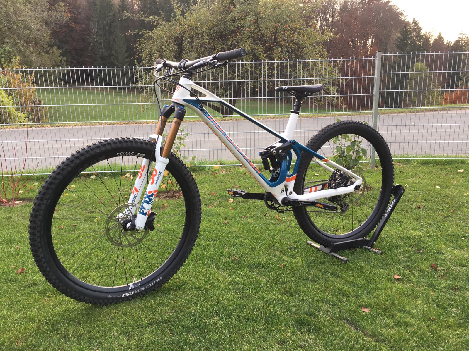 mondraker super foxy carbon r 2020