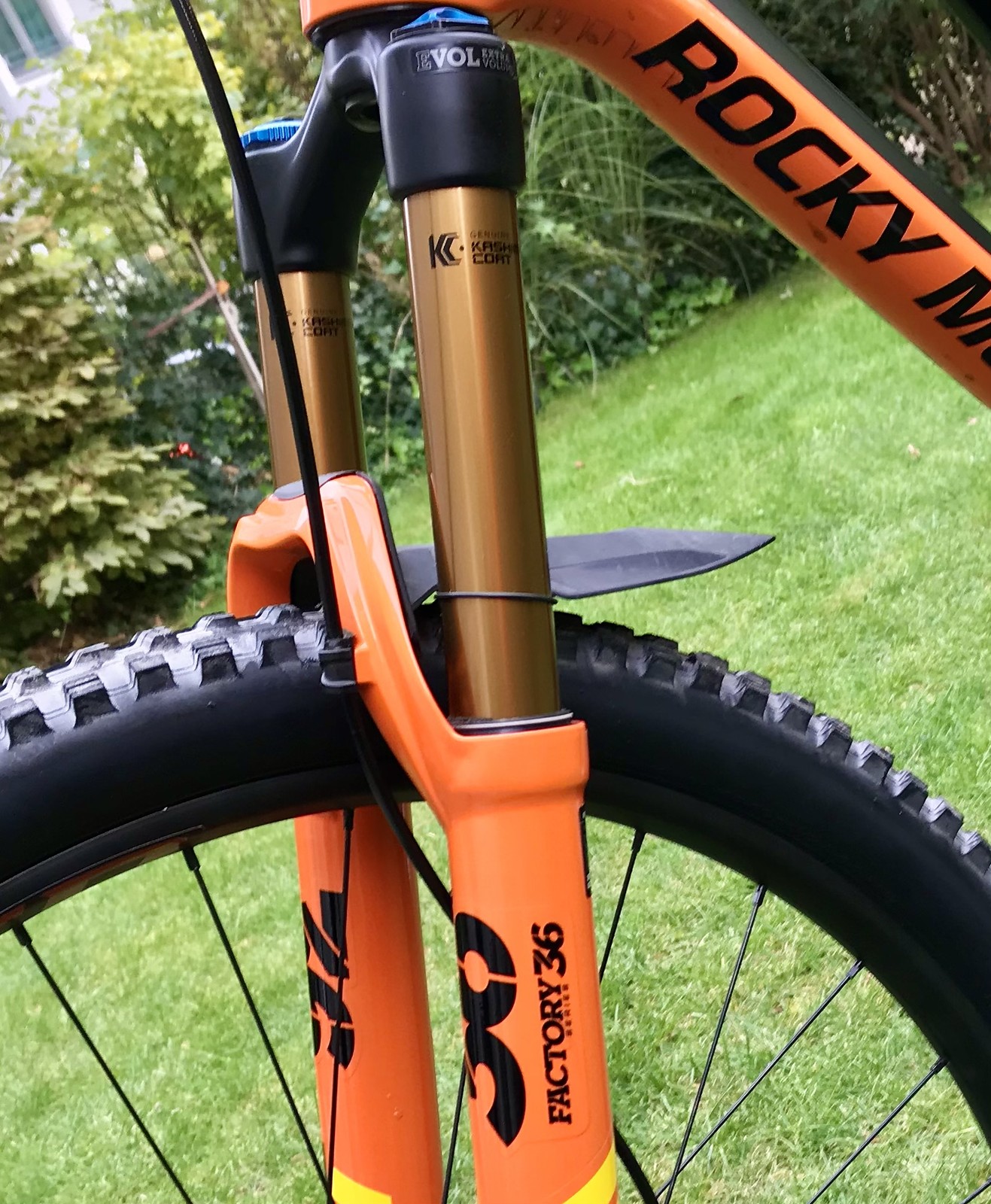 spank spike race 33 26 wheelset