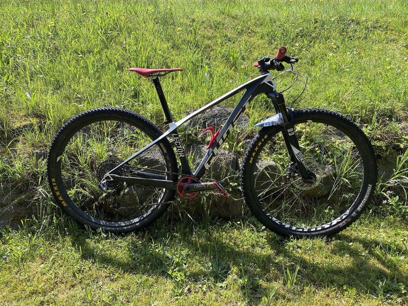 motobecane elite trail ltd