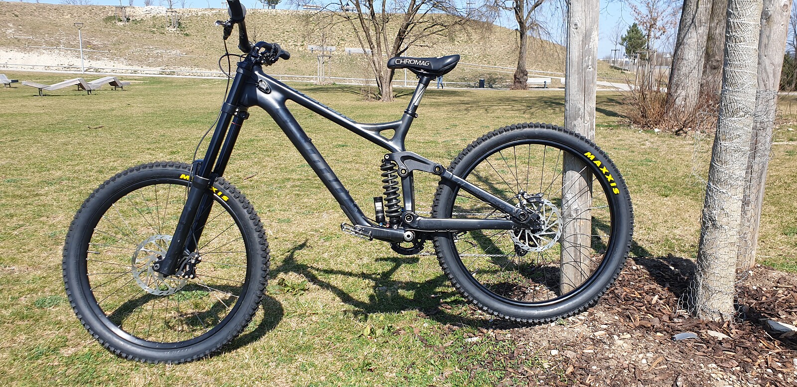 kona operator supreme carbon