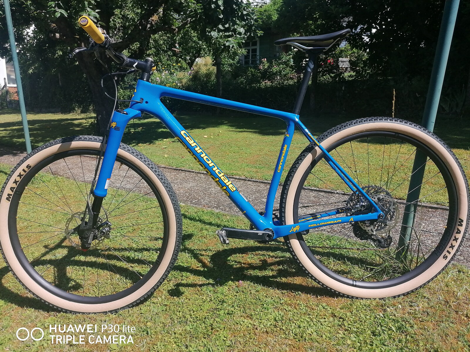 lebron james cannondale bike