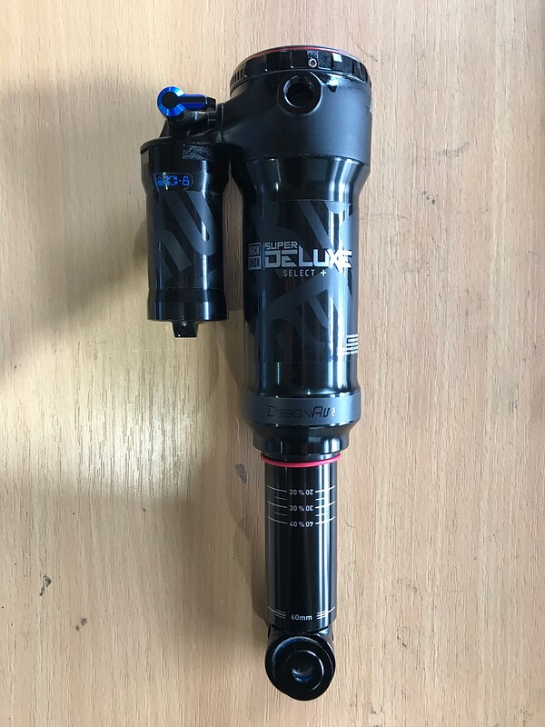 70%OFF!】 ROCKSHOX DELUXE SELECT+ 205×60 トラニオンマウント