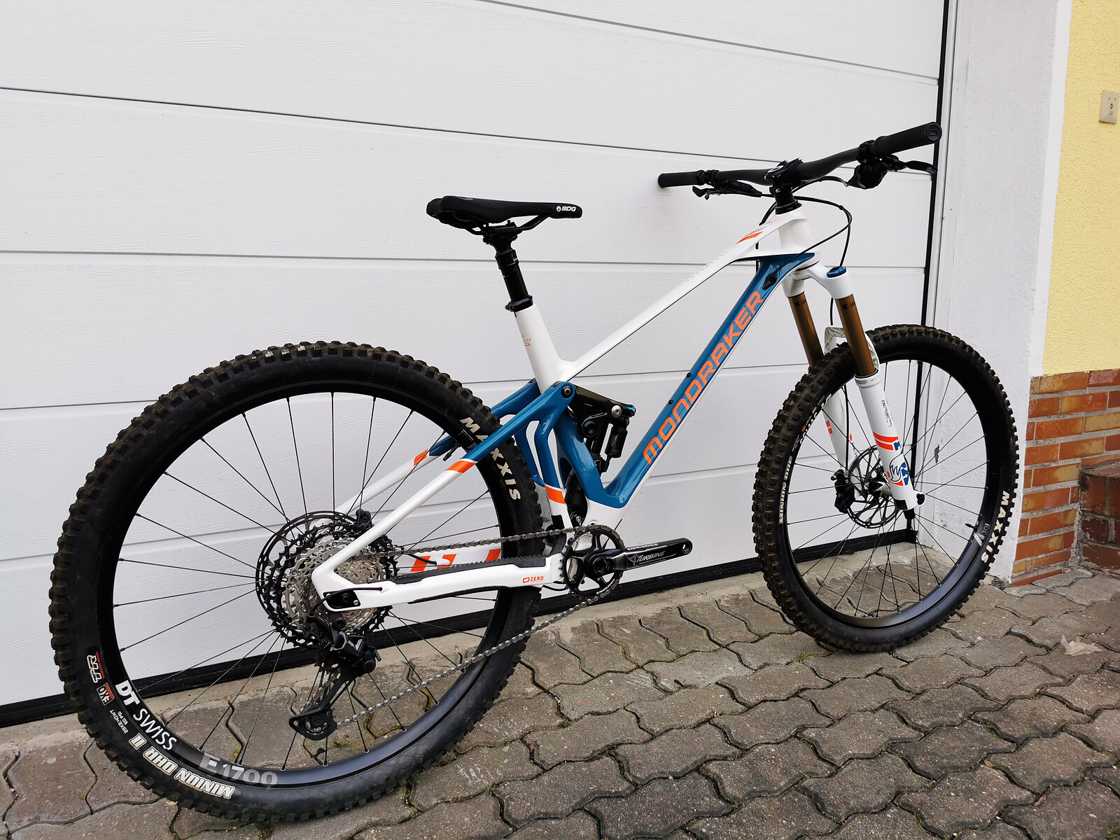 mondraker superfoxy 2020