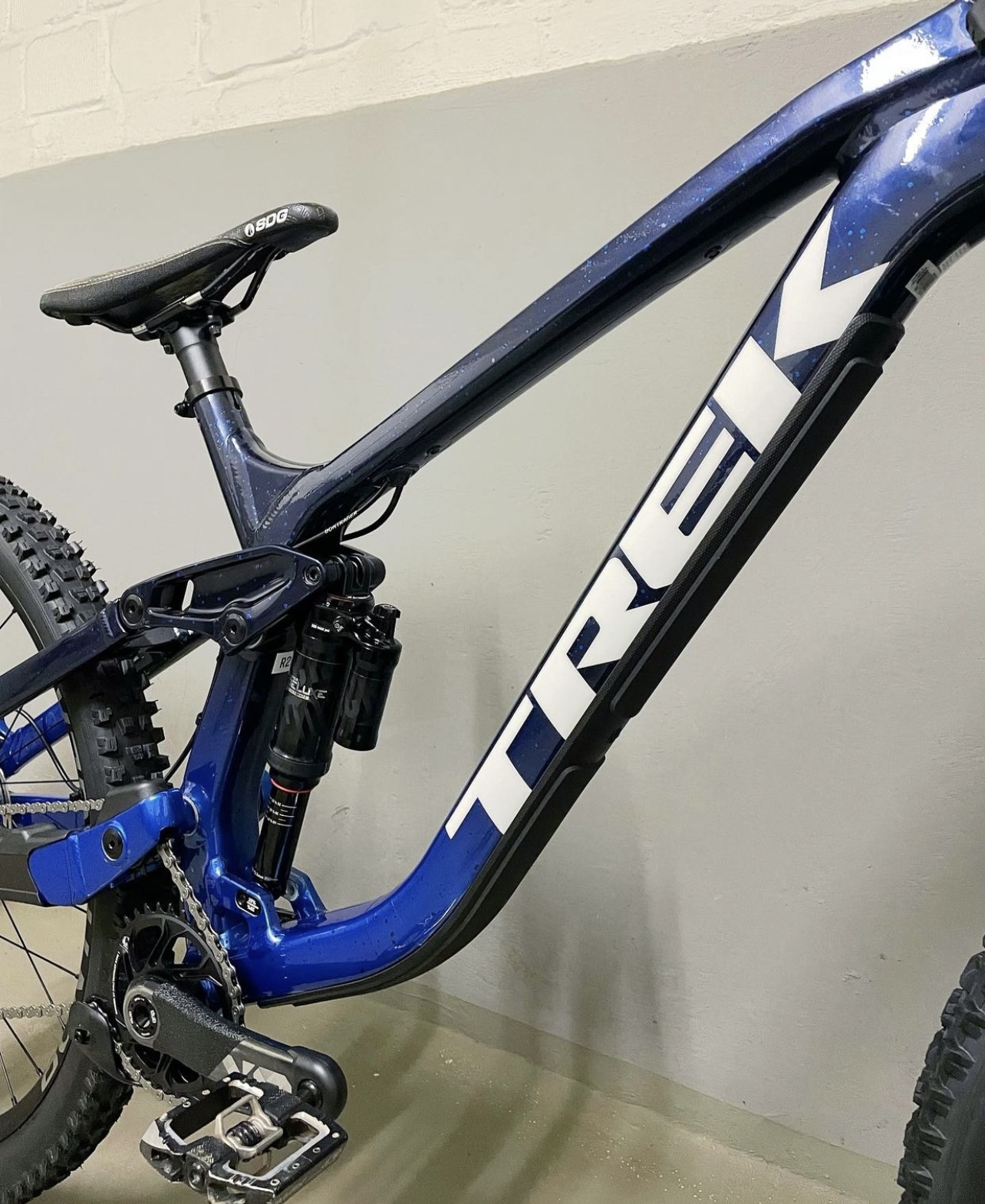 trek session price