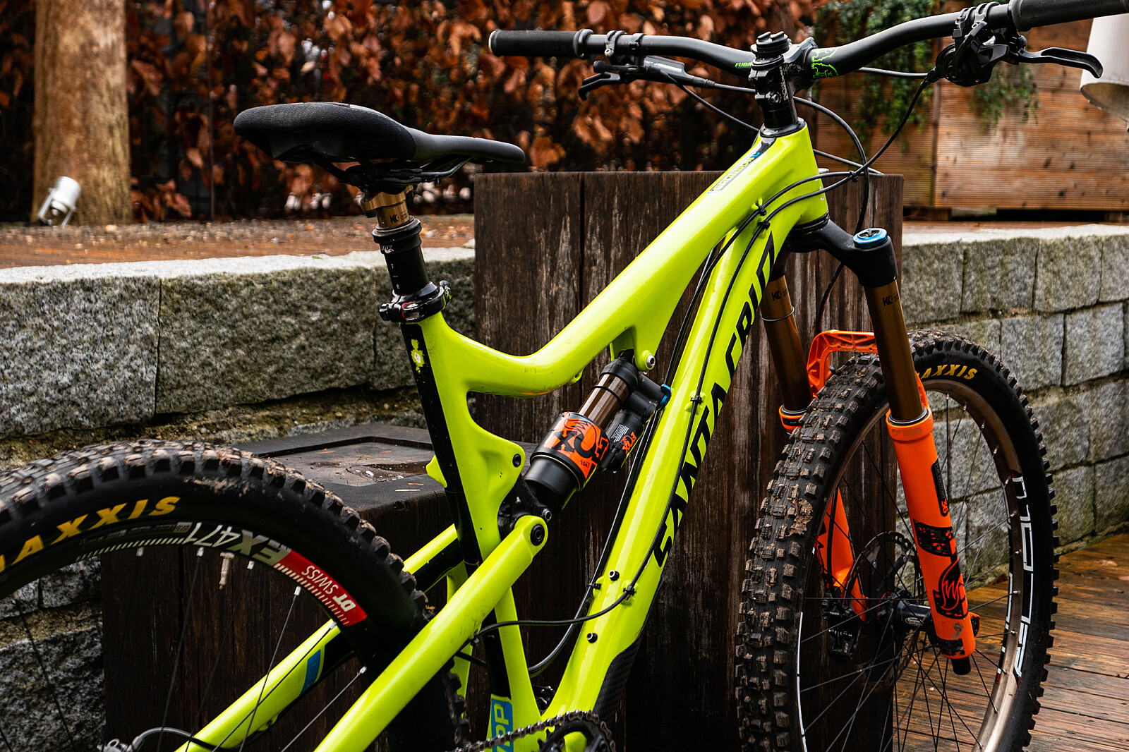 Santa cruz deals bronson v1