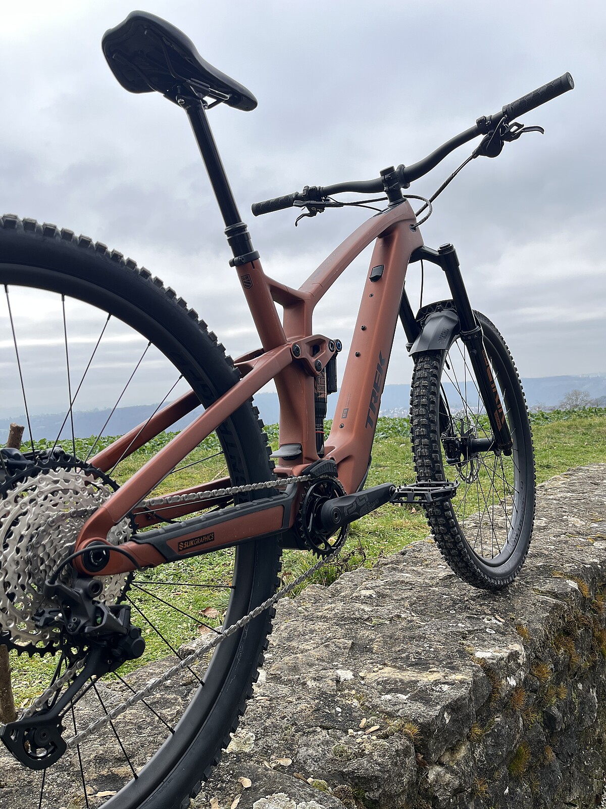 trek fuel emtb 2023