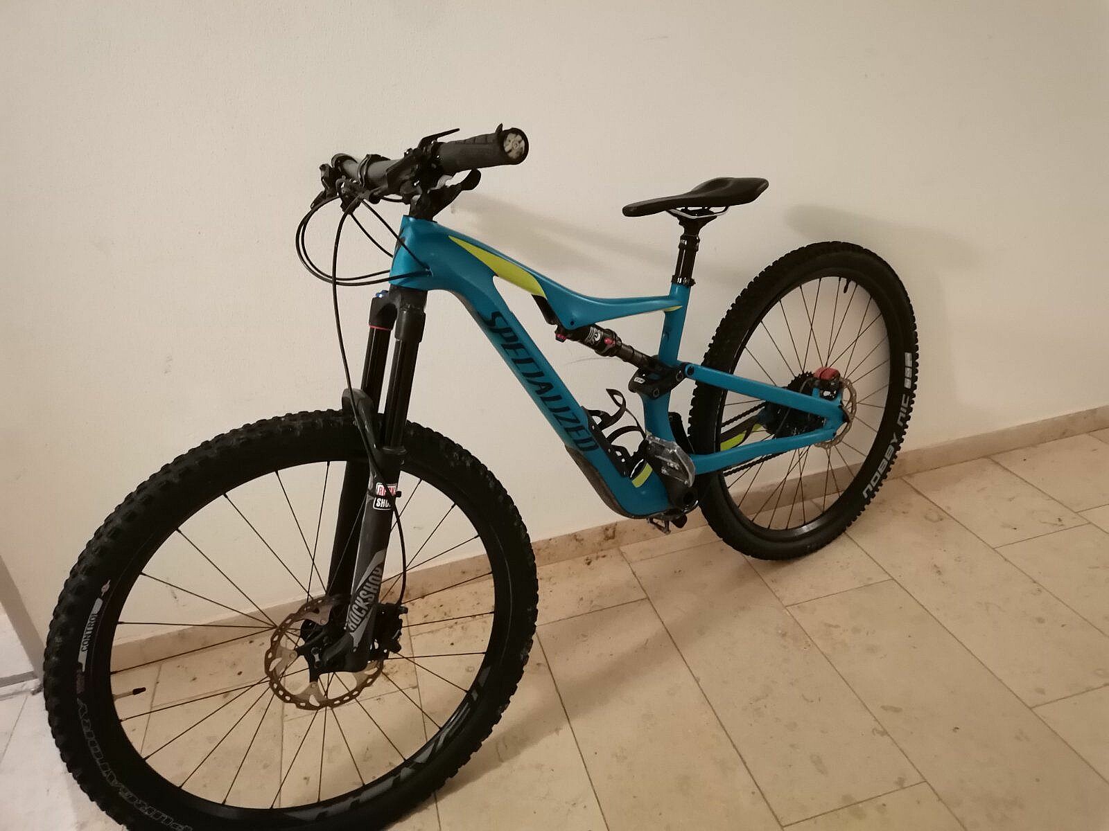 2016 specialized rhyme comp carbon