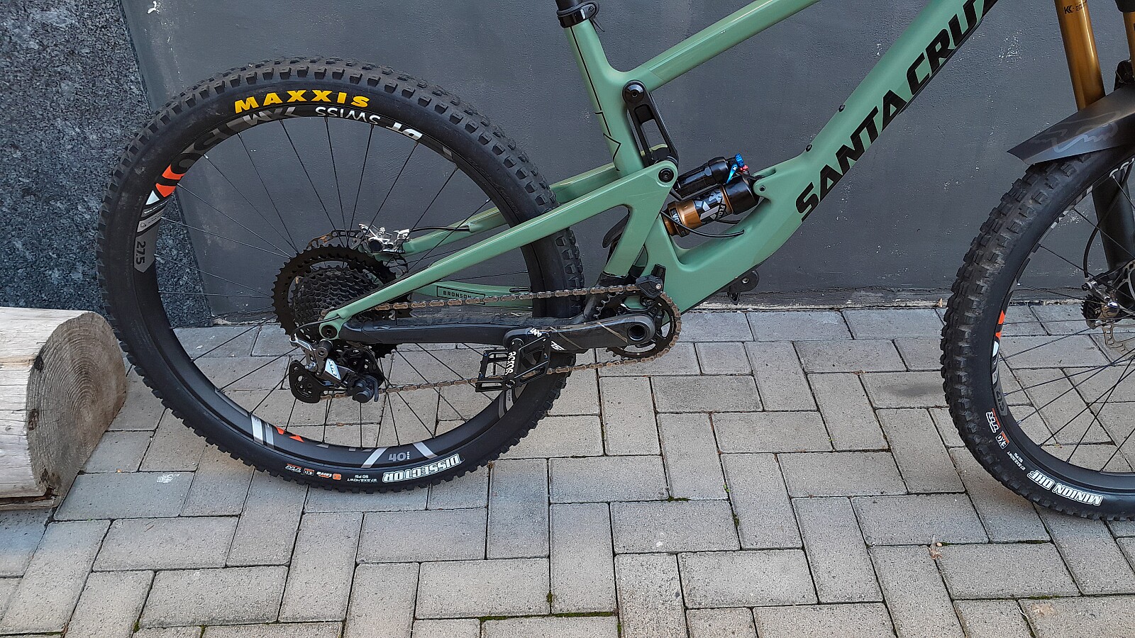 Santa Cruz Bicycles Bronson 3 C Matte Olive Bikemarkt.MTB News.de