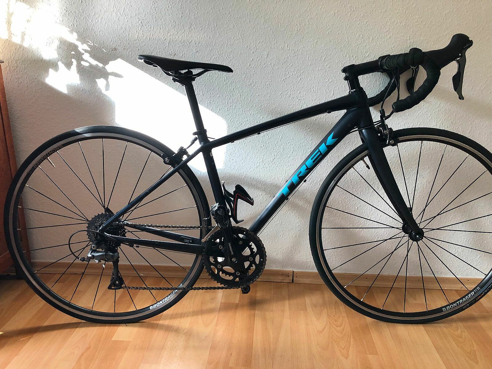 Trek domane woman hot sale