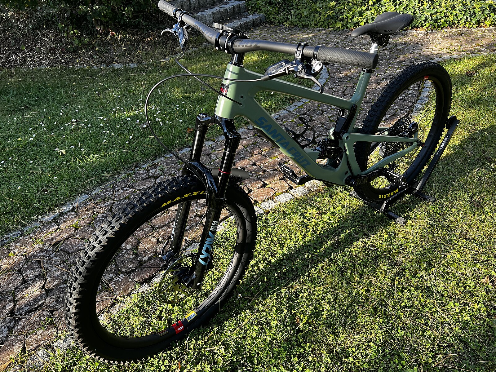 Santa cruz bronson olive 2025 green