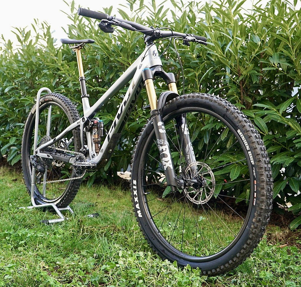 Pivot Cycles Trail 429 Enduro Build Pro X01 Gr e M Bikemarkt