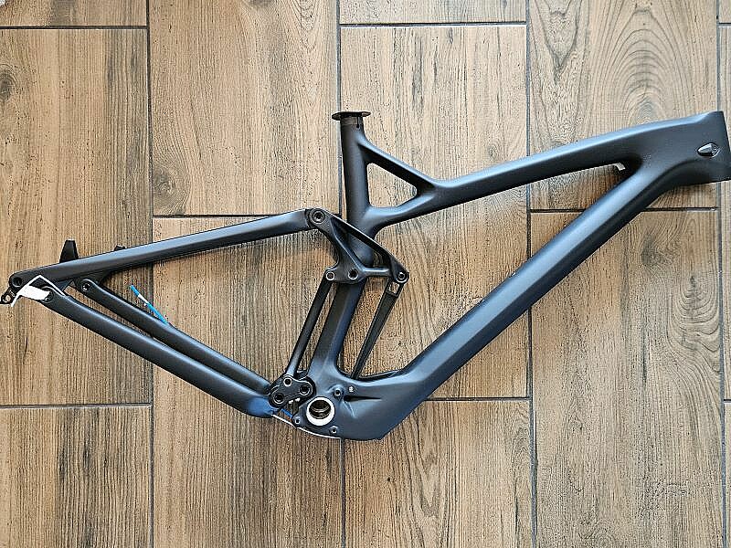 Felt Compulsion Carbonrahmen Enduro ohne Dämpfer Black Neu | Bikemarkt ...